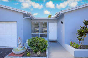 5820 NW 56th Pl, Tamarac, FL 33319, Sold 04/27/16