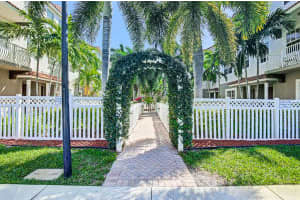 122 Ocean Cay Way, Hypoluxo, FL 33462, Sold 05/13/16