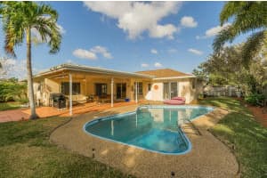 1496 Woodcrest Rd N, West Palm Beach, FL 33417, Sold 05/13/16