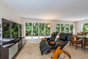 6858 Villas Dr W, Boca Raton, FL 33433, Sold 05/11/16