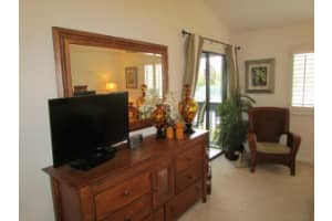 9639 Riverside Dr, Sebastian, FL 32958, Sold 09/02/16