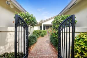 21 Country Rd S, Boynton Beach, FL 33436, Sold 05/01/17