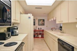 300 SE 5th Ave # 1170, Boca Raton, FL 33432, Sold 10/21/16