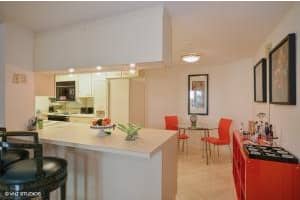 300 SE 5th Ave # 1170, Boca Raton, FL 33432, Sold 10/21/16