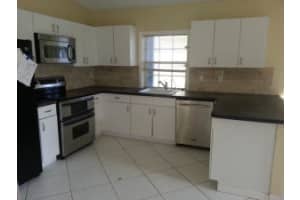 6425 Lansdowne Cir, Boynton Beach, FL 33472, Sold 10/11/16