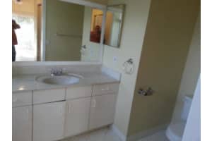 6425 Lansdowne Cir, Boynton Beach, FL 33472, Sold 10/11/16