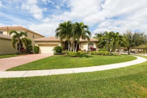 1805 Palisades Dr, West Palm Beach, FL 33411, Sold 06/02/16