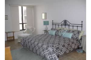 MLS# R10217432, Palm Beach, Florida 33480