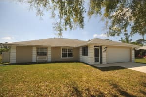 458 SE Starfish Ave, Port St. Lucie, FL 34983, Sold 04/25/16