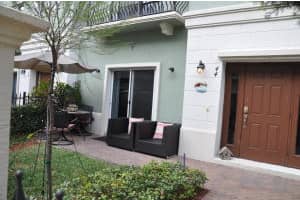 44 NW 7th St, Boca Raton, FL 33432, Sold 05/06/16