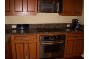 200 NE 2nd Ave APT 315, Delray Beach, FL 33444, Sold 09/19/16