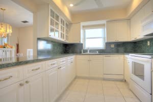 3520 S Ocean Blvd APT H303, South Palm Beach, FL 33480, Sold 03/15/17