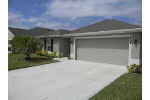 437 Briarcliff Cir, Sebastian, FL 32958, Sold 04/08/16