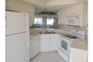 3870 N Hwy A1A, Fort Pierce, FL 34949, Sold 09/30/16