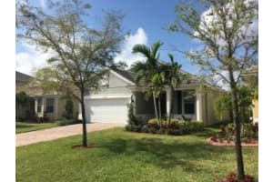 9226 Wrangler Dr, Lake Worth, FL 33467, Sold 04/28/16