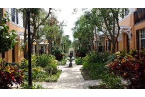 310 E Mallory Cir, Delray Beach, FL 33483, Sold 09/19/16