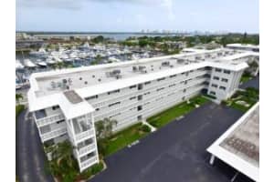 907 Marina Dr, North Palm Beach, FL 33408, Sold 09/02/16