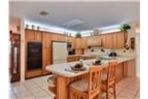 410 33rd Ave, Vero Beach, FL 32968, Sold 07/18/16
