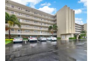 36 Yacht Club Dr, North Palm Beach, FL 33408, Sold 04/17/17