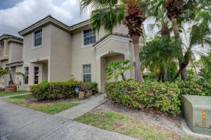 971 Summit Lake Dr, West Palm Beach, FL 33406, Sold 06/30/16