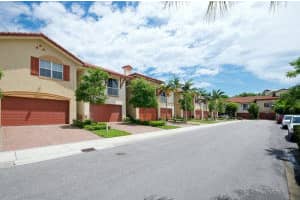 121 E Prive Cir, Delray Beach, FL 33445, Sold 06/24/16