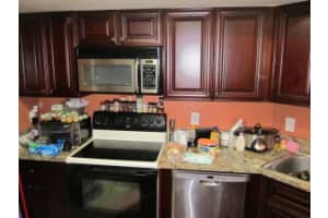 100 Weybridge Cir, Royal Palm Beach, FL 33411, Sold 05/27/16