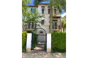 Estancia Wy, Boynton Beach, FL 33435, Sold 07/14/17