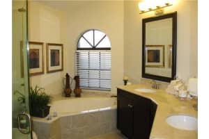 462 Sherwood Forest Dr, Delray Beach, FL 33445, Sold 06/24/16