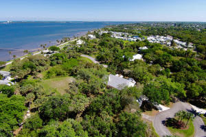 122 Eden Creek Ln, Jensen Beach, FL 34957, Sold 06/30/16