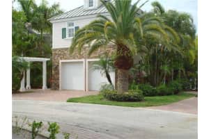 10322 SE Marigold Cir, Hobe Sound, FL 33455, Sold 08/22/17