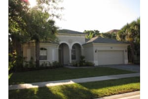 1818 Palisades Dr, West Palm Beach, FL 33411, Sold 08/08/16