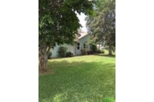 5130 Woodstone Cir E, Lake Worth, FL 33463, Sold 10/14/16