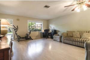 853 NW 47th St, Pompano Beach, FL 33064, Sold 06/13/16