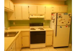 5290 Gate Lake Rd, Tamarac, FL 33319, Sold 07/11/16