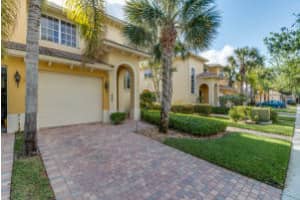 6421 Bella Cir, Boynton Beach, FL 33437, Sold 08/19/16