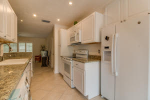 11518 Landing Pl APT B2, North Palm Beach, FL 33408, Sold 06/10/16