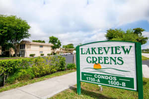 1600 Dover Rd, Delray Beach, FL 33445, Sold 05/25/16