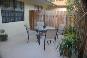 4314 Woodstock Dr, West Palm Beach, FL 33409, Sold 06/23/16