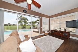 1105 Gator Trail, West Palm Beach, FL 33409, Sold 06/21/16