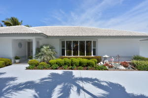 8485 SE Gulfstream Pl, Hobe Sound, FL 33455, Sold 10/11/16