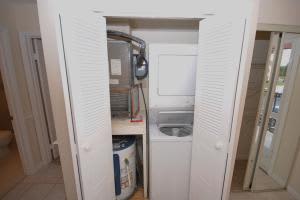 3051 SE Aster Ln, Stuart, FL 34994, Sold 06/15/16