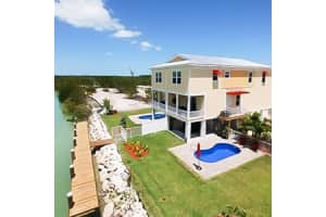 262 Sombrero Beach Rd, Marathon, FL 33050, Sold 07/08/16
