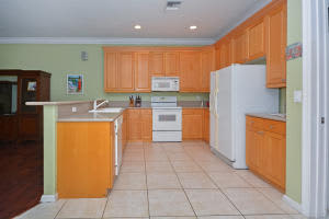 9785 Vineyard Ct, Boca Raton, FL 33428, Sold 08/03/16