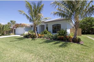 1260 Singer Dr, Riviera Beach, FL 33404, Sold 09/06/16