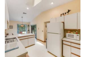 1021 Shady Lakes Cir, Palm Beach Gardens, FL 33418, Sold 11/02/16