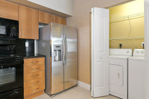 250 NE 3rd Ave, Delray Beach, FL 33444, Sold 07/06/16