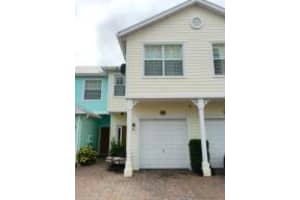 602 S Federal Hwy, Lake Worth, FL 33460, Sold 09/06/16