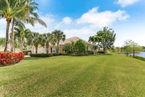 4808 Eugenia Dr, Palm Beach Gardens, FL 33418, Sold 07/14/16