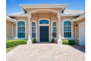 61 Blue Island St, Sebastian, FL 32958, Sold 11/01/16