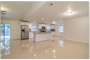 5899 Vista Linda Ln, Boca Raton, FL 33433, Sold 08/04/16